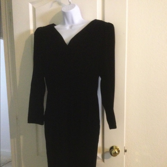 Velvet Black  dress Maggie London size 10 NEW Style by Karen Kong Like New - Picture 1 of 16
